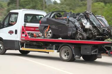 Mulher morre em colisão com camião no IC8