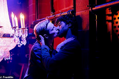 Peça sobre Príncipe George "gay" 