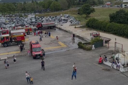 Bombeiros de Torres Vedras assinalam Dia Mundial da Criança com várias atividades para os mais novos