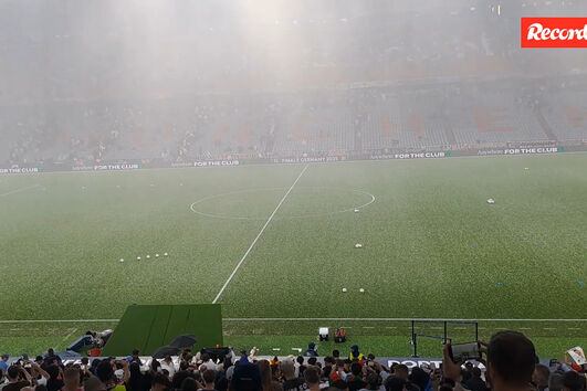 Queda de granizo atinge estádio momentos antes do Alemanha-Portugal