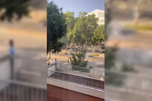 O momento em que elementos da claque do Sporting atacam viatura de elementos dos Super Dragões 