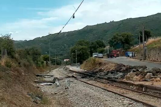 Linha da Beira Baixa no Fundão mantém-se interdita por tempo indeterminado após acidente com comboio