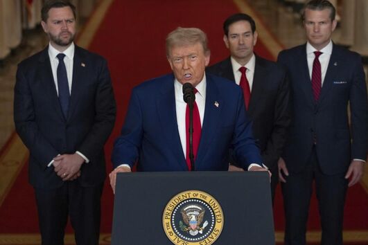 Trump defende 'mudança de regime' no Irão