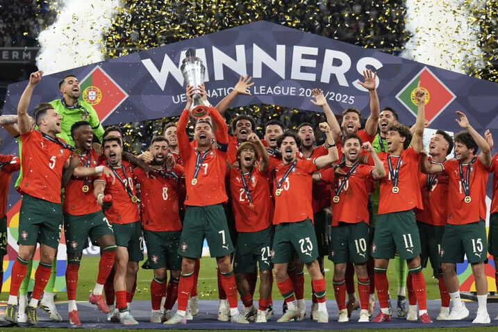 Outra vez CAMPEÕES! Portugal bate Espanha e conquista Liga das Nações 