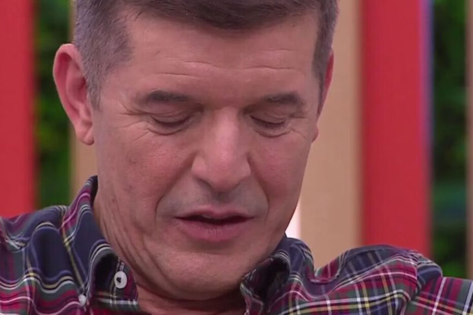 João Baião em lágrimas