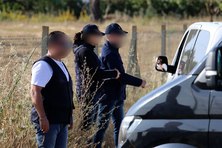 Novas buscas por Madeleine McCann mobilizam dezenas de profissionais para o Algarve  