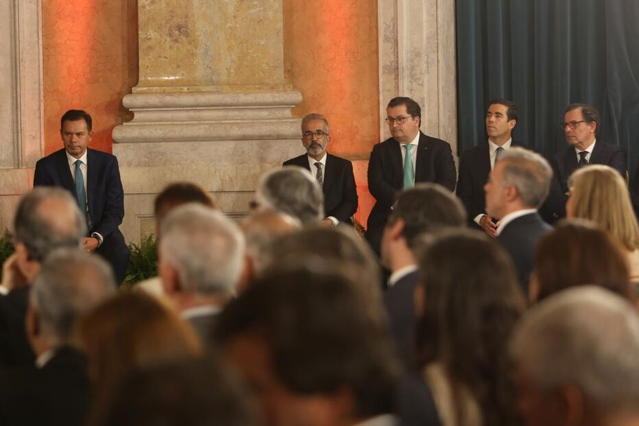 Conselho de Ministros reúne-se para foto de grupo do novo Governo