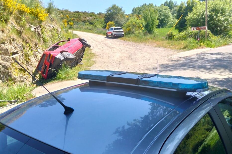 Despiste em Tondela fere cinco, incluindo três graves; INEM acionado para transporte a hospital