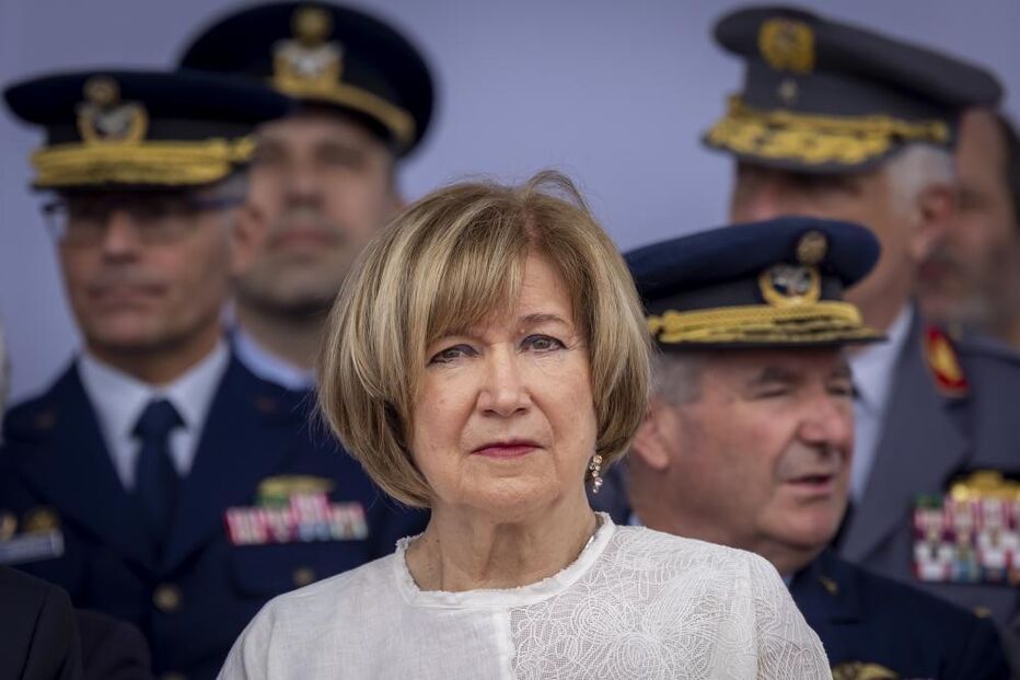 Lídia Jorge discursa nas celebrações do 10 de Junho