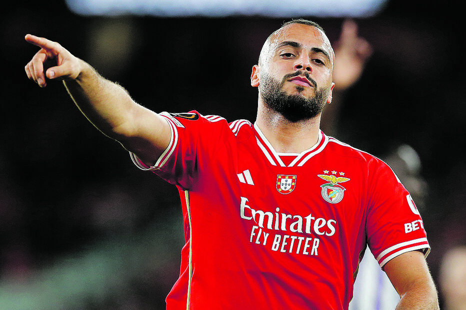 Arthur Cabral rende 10,26 milhões ao Benfica após venda ao Botafogo