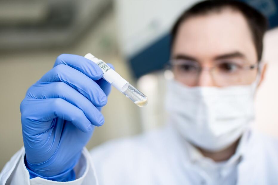 Aumento de casos de Covid-19 em Portugal desde março, média diária mais alta desde setembro de 2024.
