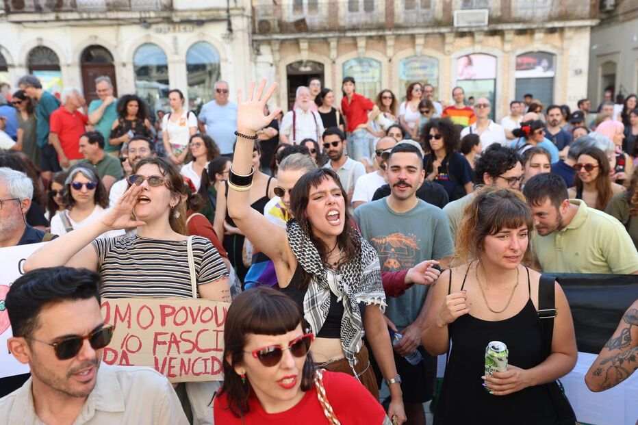 Protesto contra racismo e violência em Lisboa após agressão a ator