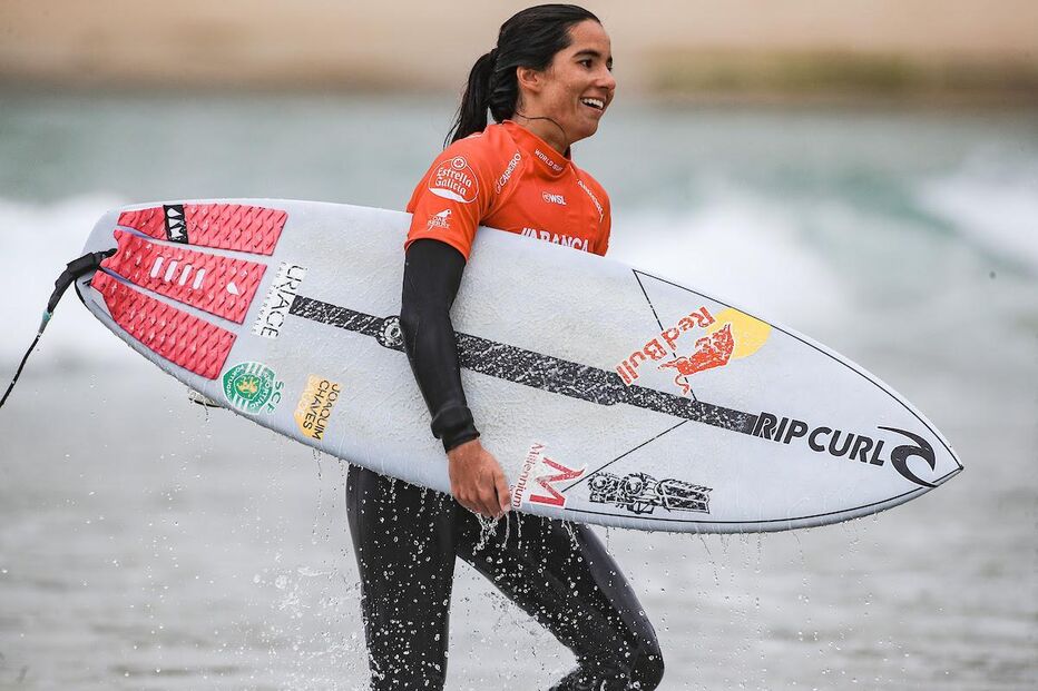 Teresa Bonvalot sagra-se hexacampeã nacional de surf nos Açores