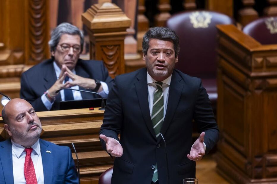 André Ventura durante debate na apresentação do Programa do XXV Governo Constitucional na Assembleia da República