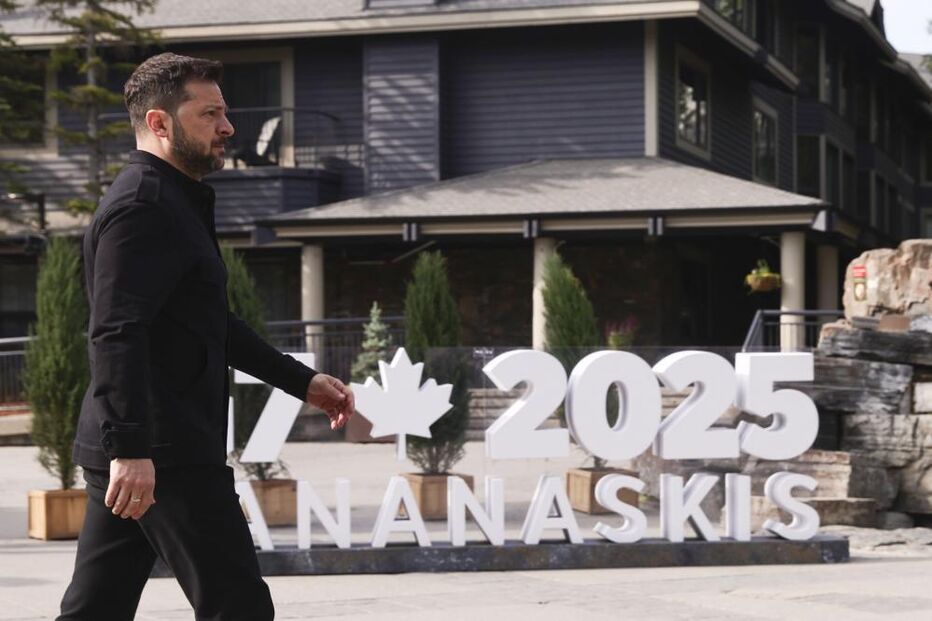 Zelensky no Canadá para o G7, onde se discutiu pressão sobre a Rússia