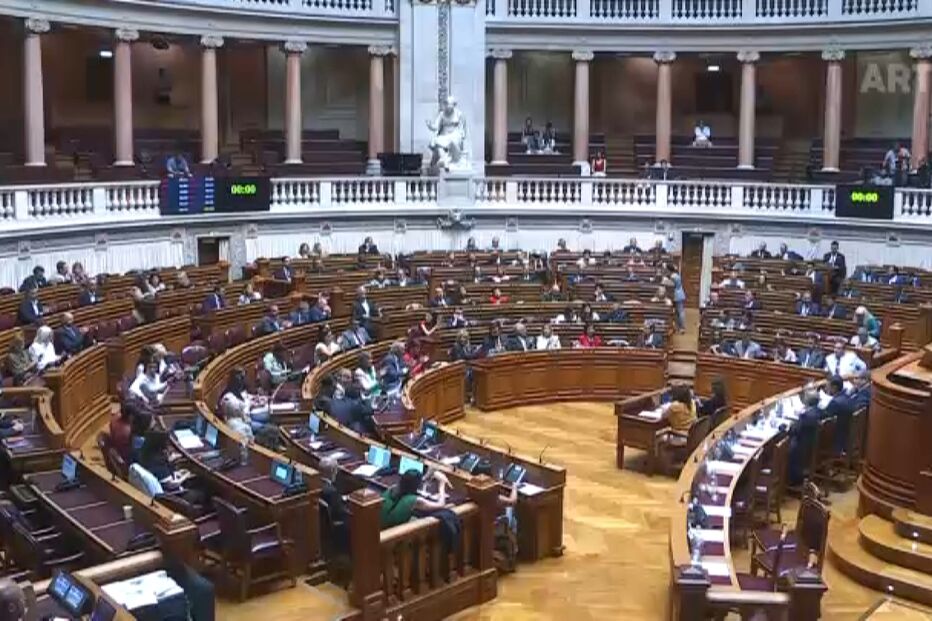 Moção de rejeição do Governo chumbada na Assembleia da República