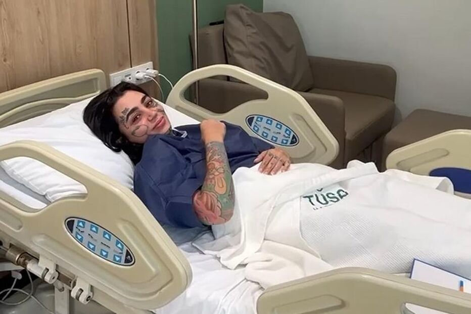 Cantora brasileira morre durante cirurgia plástica na Turquia
