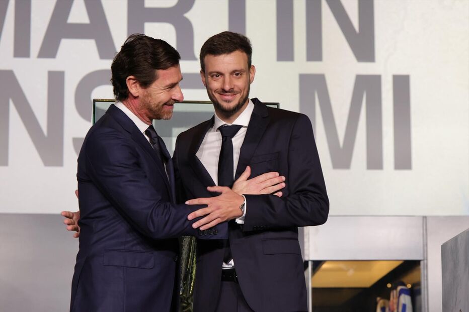 Villas-Boas apoia Anselmi no FC Porto, apesar da pressão para sair