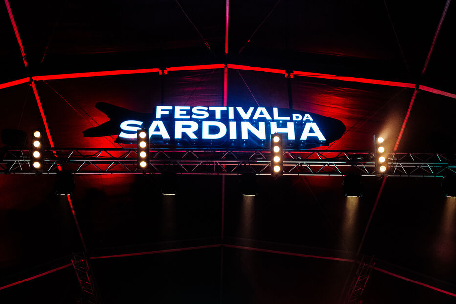 Festival da Sardinha anima a Praia do Pedrógão com música e gastronomia