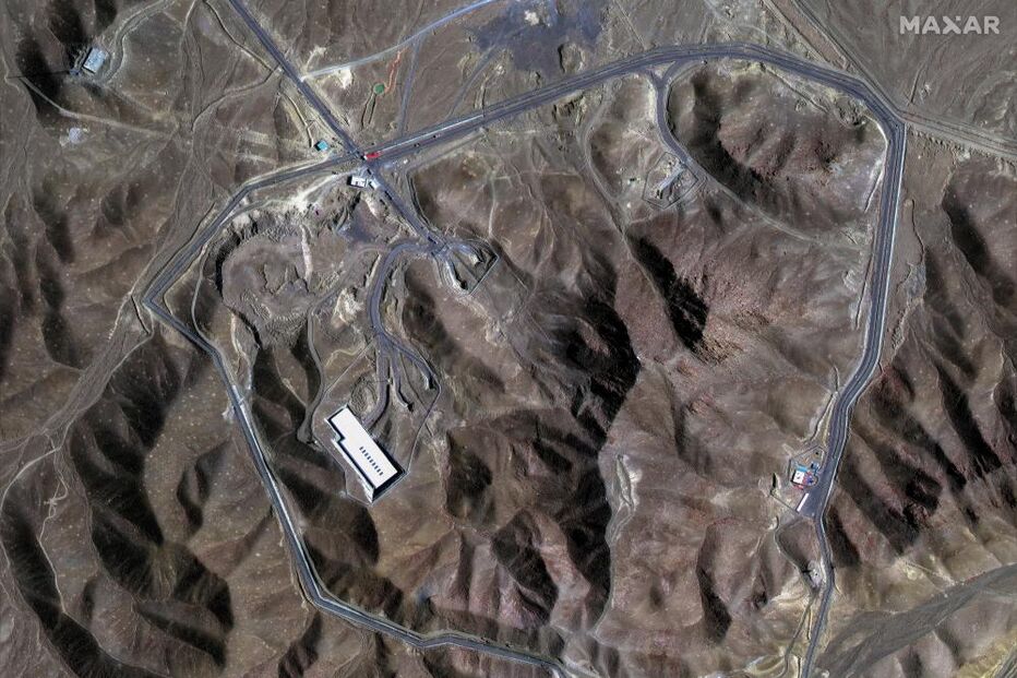 Ataque israelita vitima cientistas nucleares em Teerão