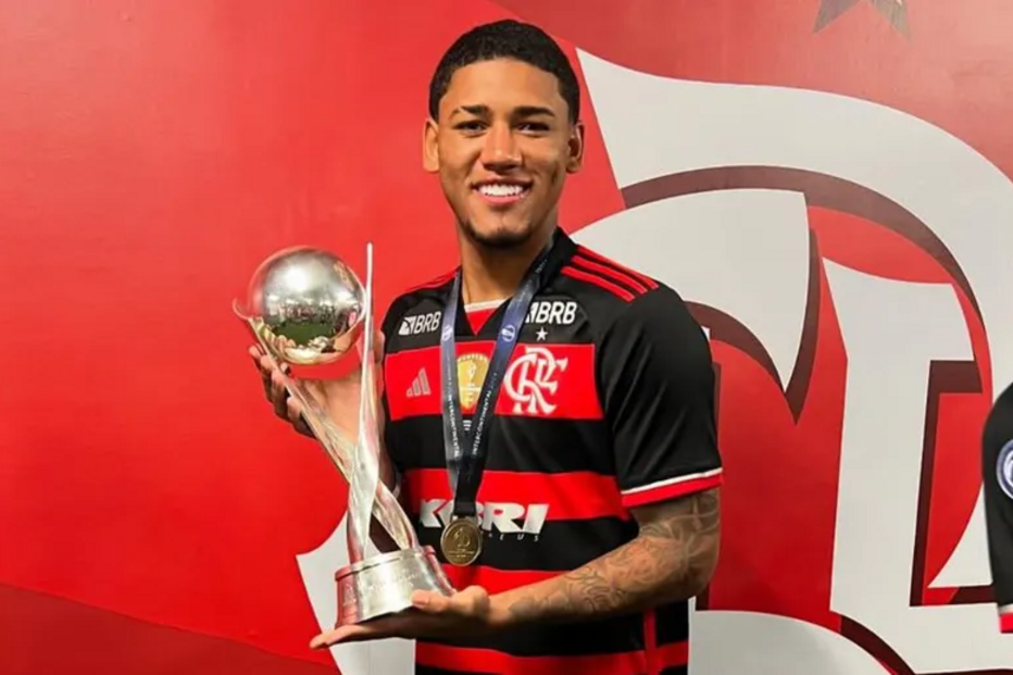 Rayan Lucas reforça o Sporting após exames médicos em Lisboa