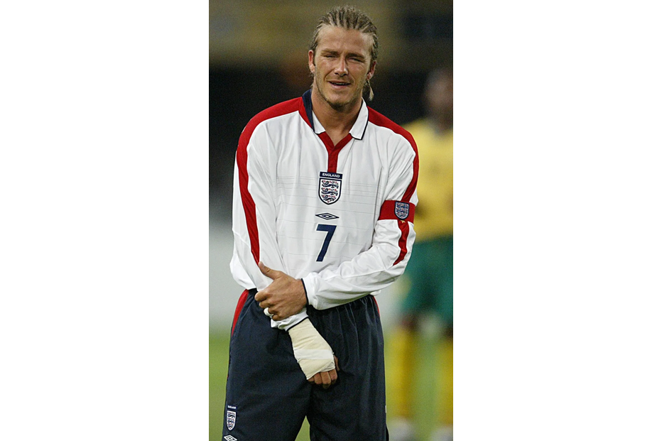 David Beckham operado ao pulso 22 anos após lesão sofrida ao serviço da seleção inglesa
