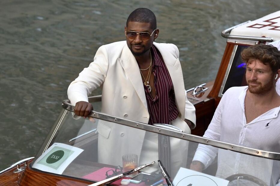Usher em Veneza para casamento de Jeff Bezos