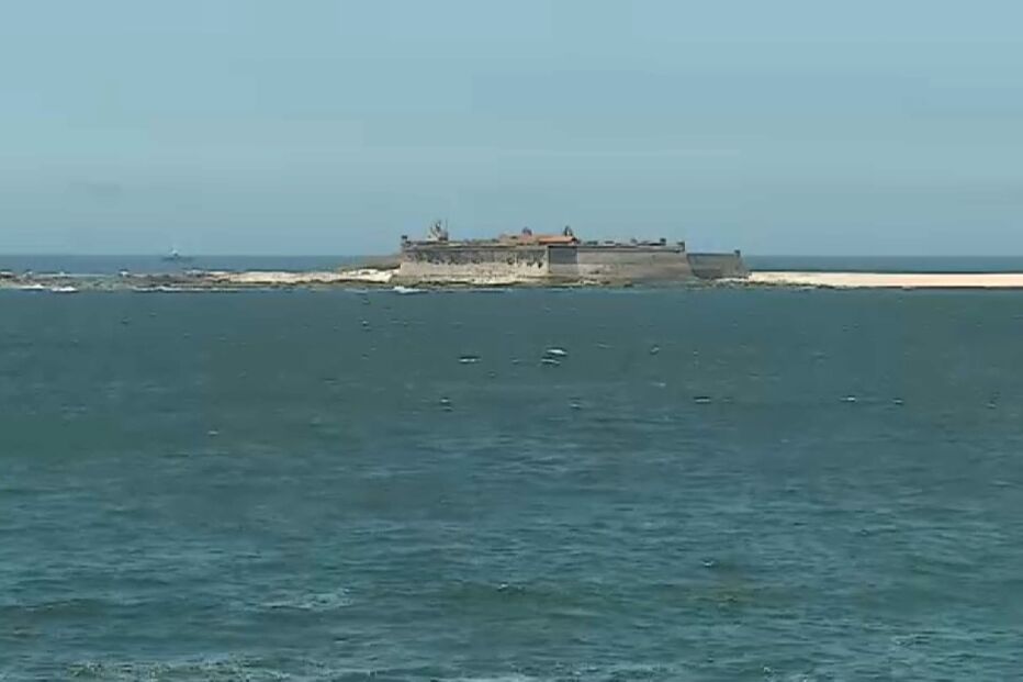 Homem e cão desaparecidos em naufrágio perto da ilha da Ínsua na foz do rio Minho