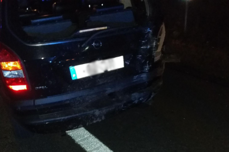 Acidente em Espinho: colisão entre três carros fere três pessoas