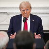 <![CDATA[ Trump anuncia taxa de 100% sobre 'chips' e semicondutores importados  ]]>