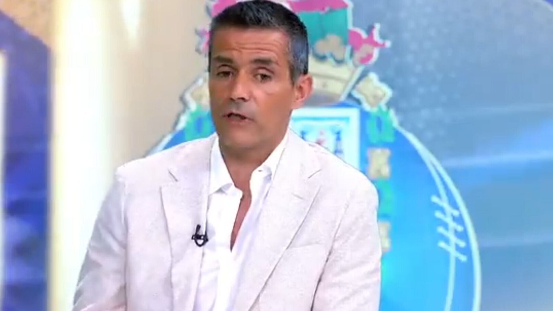 Tiago Silva: "Alguém considera plausível que ele reduza o salário para metade, abdicando de 17 milhões e meio de euros?"