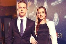 Diogo Jota e Rute Cardoso celebram amor no Porto com família e amigos