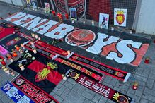 Homenagem a André Silva, jogador do Penafiel, junto ao estádio do clube