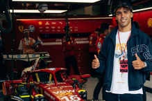João Félix visita a Ferrari em Silverstone, Inglaterra