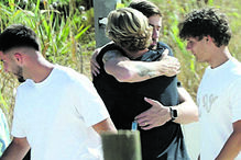 Capitães do Sporting convivem com Coates numa praia da Margem Sul