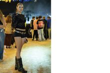 Daniela Melchior diverte-se com amigos no NOS Alive