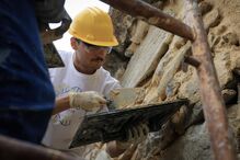 Esforço solidário de universitários ajuda a reabilitar casa degradada em Sever do Vouga
