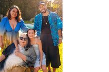 Preta Gil surge sorridente com familiares, incluindo sua filha, neta e filho, num momento de união