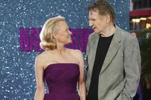Pamela Anderson e Liam Neeson lançam comédia em Londres, aumentando rumores de romance