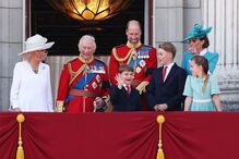 Rei Carlos III impõe regras de segurança para o Príncipe George