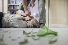 Prisão preventiva para homem de 96 anos que maltratava a mulher