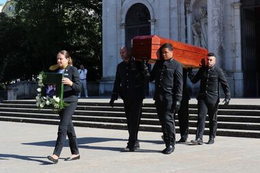 Cerimónias fúnebres de Luís Jardim na Basílica da Estrela, em Lisboa