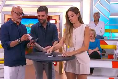 João Vargas mostra truques de magia no ‘Manhã CM’  
