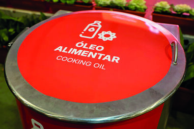 Cascais transforma óleo alimentar usado em biocombustível para veículos municipais