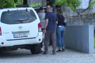 Convida homicidas para convívio em casa e acaba espancado até à morte