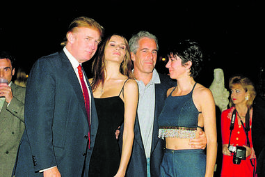 Donald Trump e Jeffrey Epstein com as respetivas mulheres