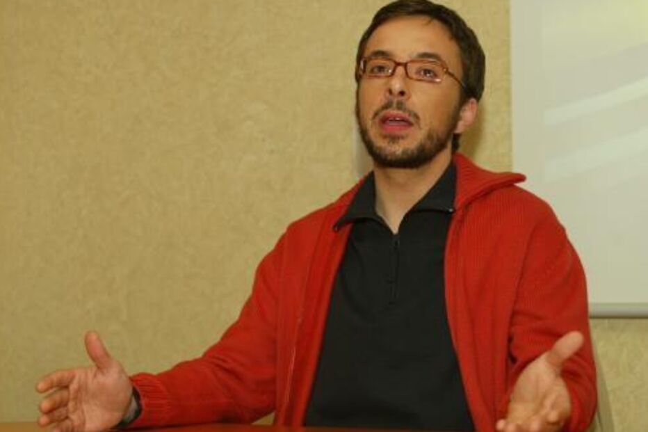 Humorista é a nova 'Voz' do Big Brother Verão