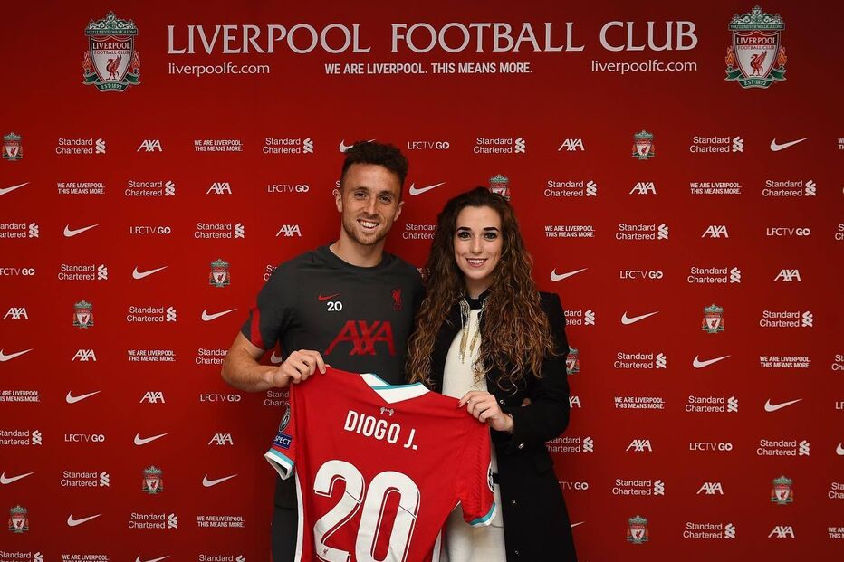 Diogo Jota e Rute Cardoso celebram o amor no Liverpool, com a camisola 20