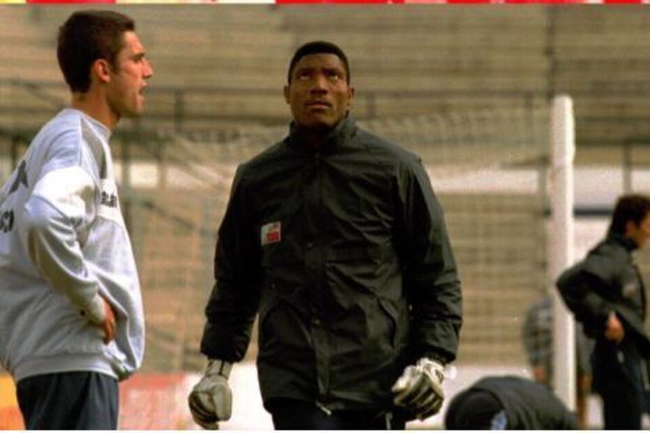 Morreu Peter Rufai, antigo guarda-redes do Farense e Gil Vicente, aos 61 anos