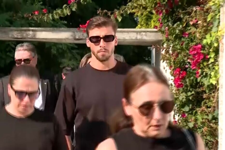 Rúben Dias chega à Capela da Ressurreição  